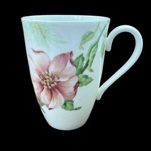 Lenox Winter Garden Christmas Mug Winter Rose Chinaberry Louise Le Luyer 4 3/4"